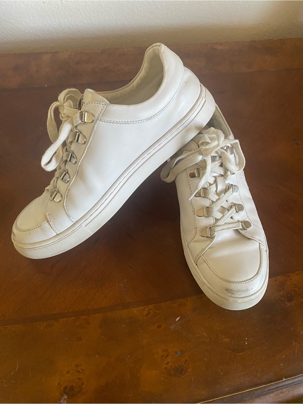 Balmain White Leather Women’s Sneakers
